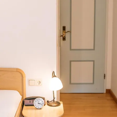 Zum Koenig Von Griechenland 호텔