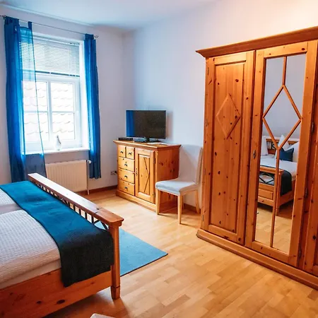 Zum Koenig Von Griechenland